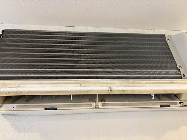 エアコン清掃後の熱交換器(全体)